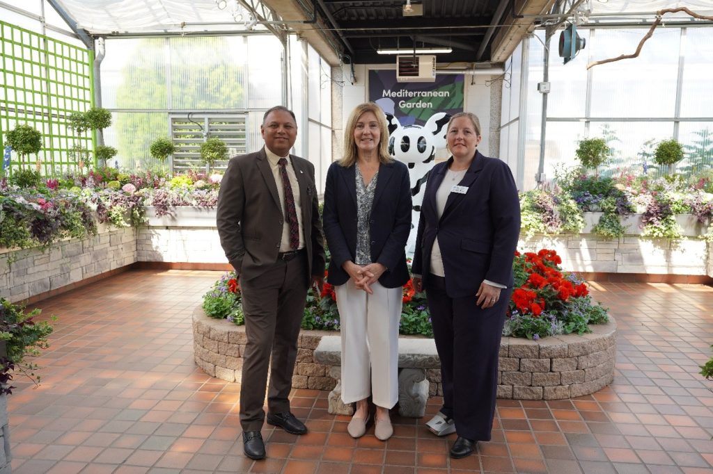 Left to right: Abhishek Tanwar, Ontario Trillium Foundation Volunteer; MPP Natalie Pierre, MPP for Burlington; Breanna Wells, RBG’s Director of Fundraising and Campaigns.
